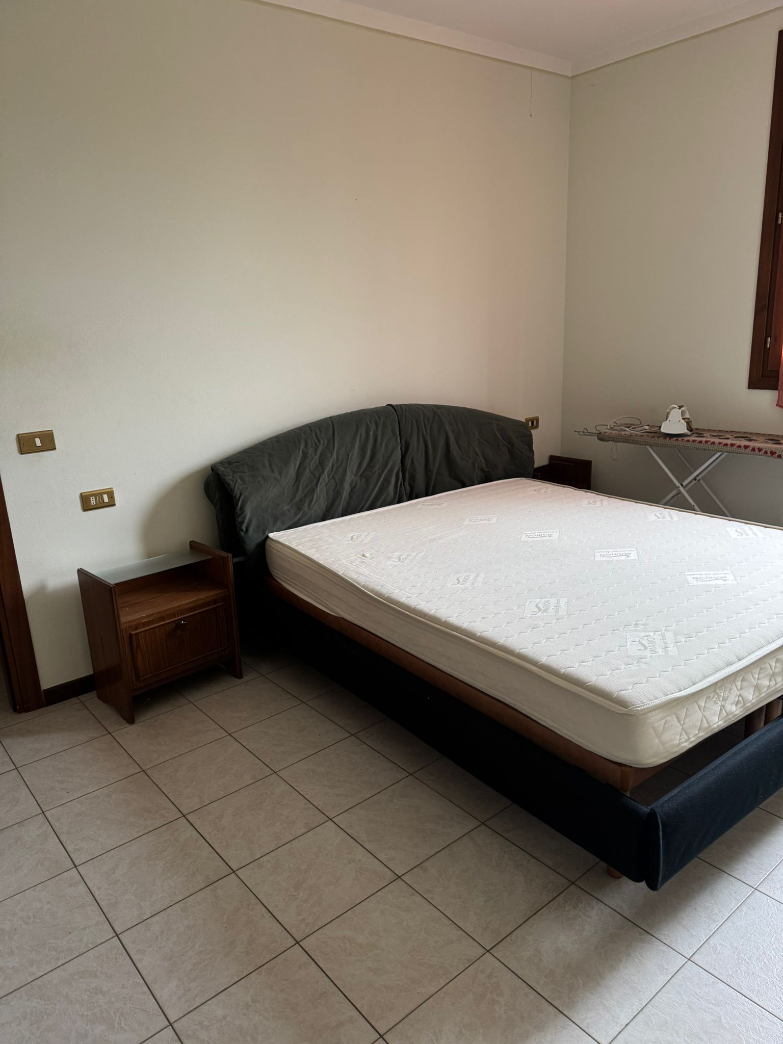 2071c752-7e77-4785-8c1a-e25092798e22