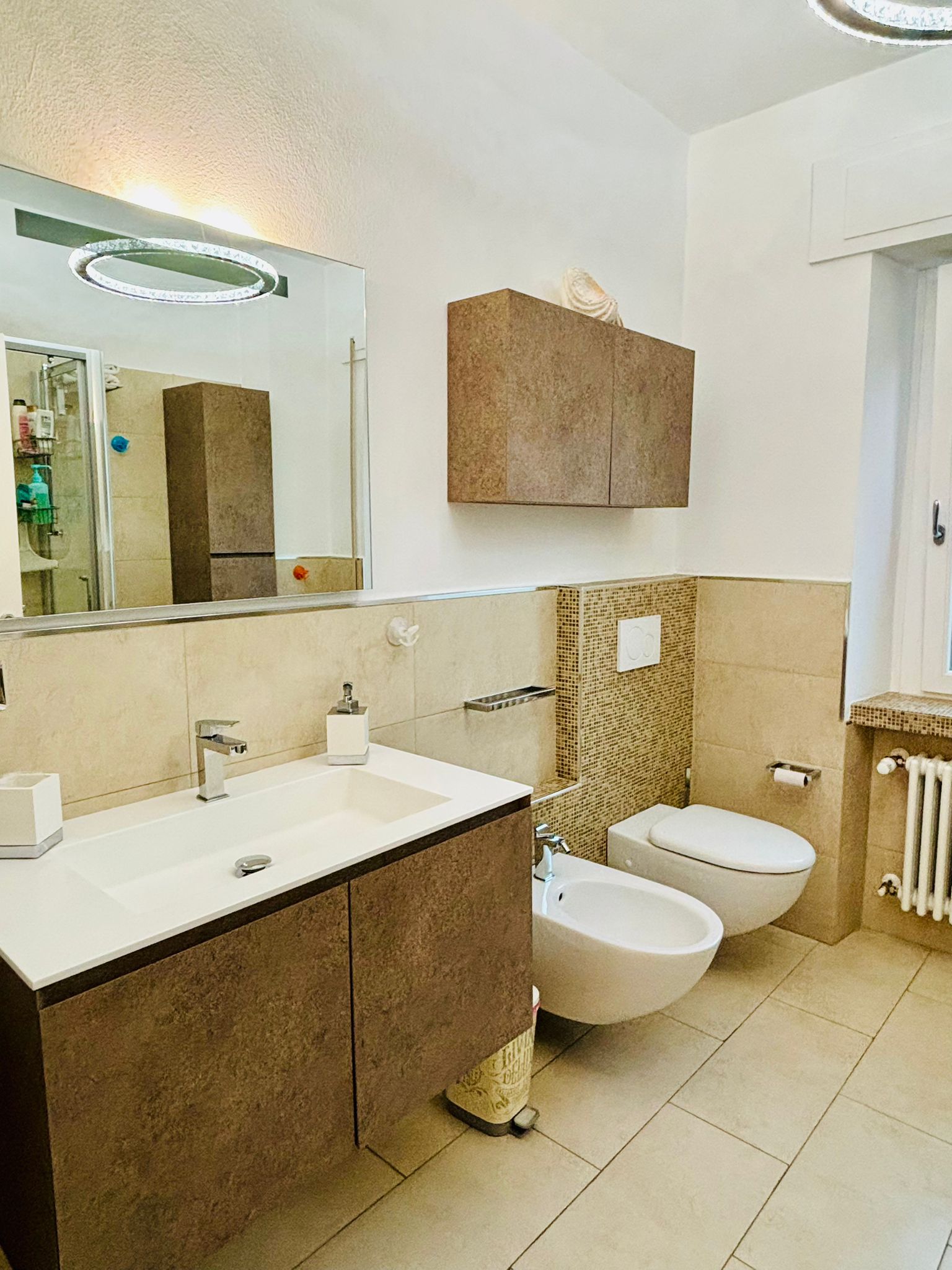 51e8b10b-758e-4d44-983b-7aaea64789e8