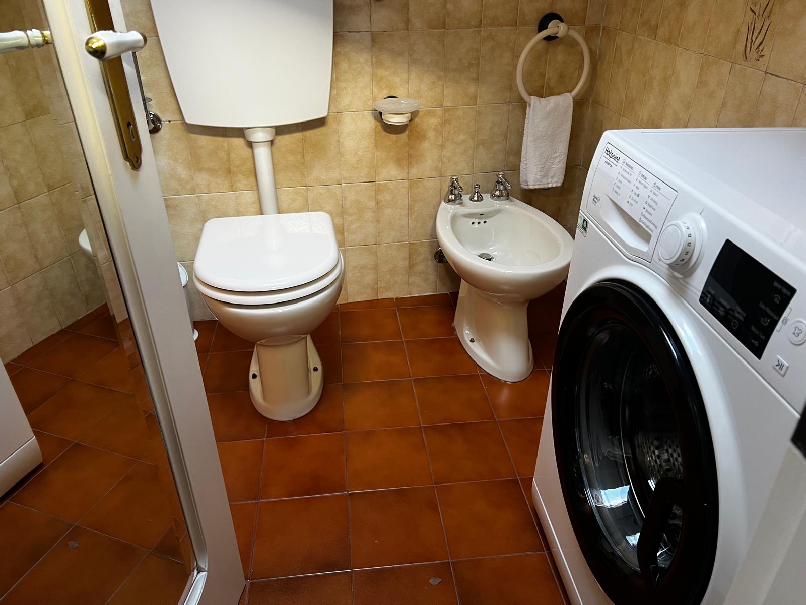 e2b48c07-8f5f-435f-b49b-a2f2d1f41cfa