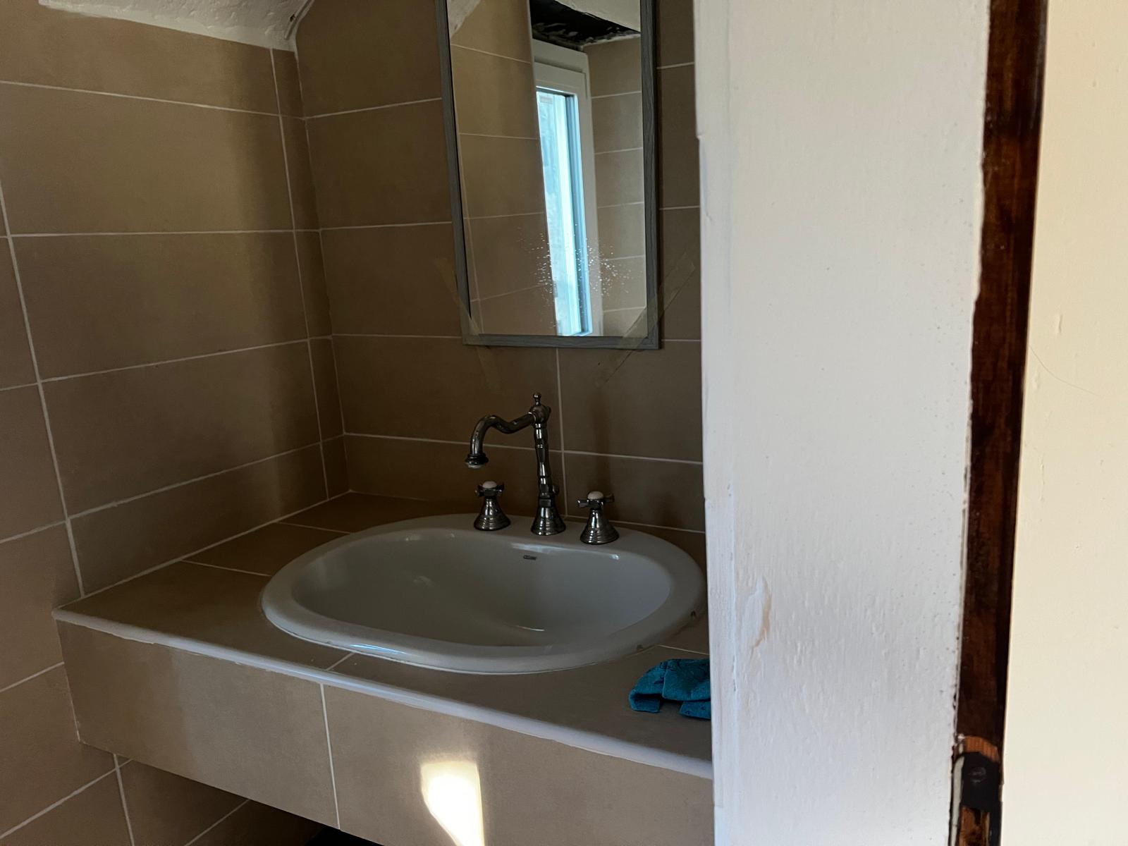 68ae2b27-d321-4f06-bfe8-5667c059b3b7