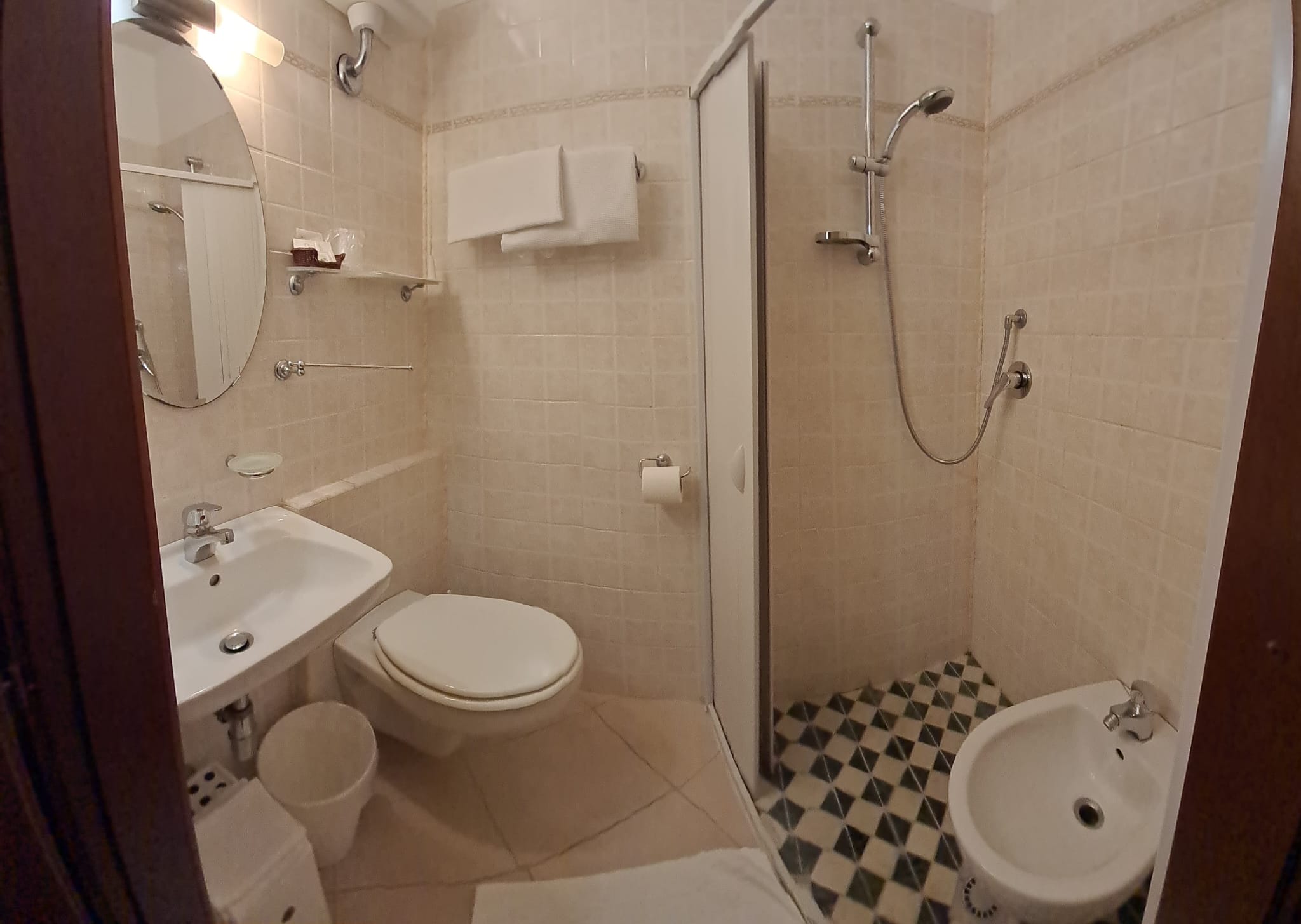 c90e6c73-fa62-42f6-9565-34b1318e9641