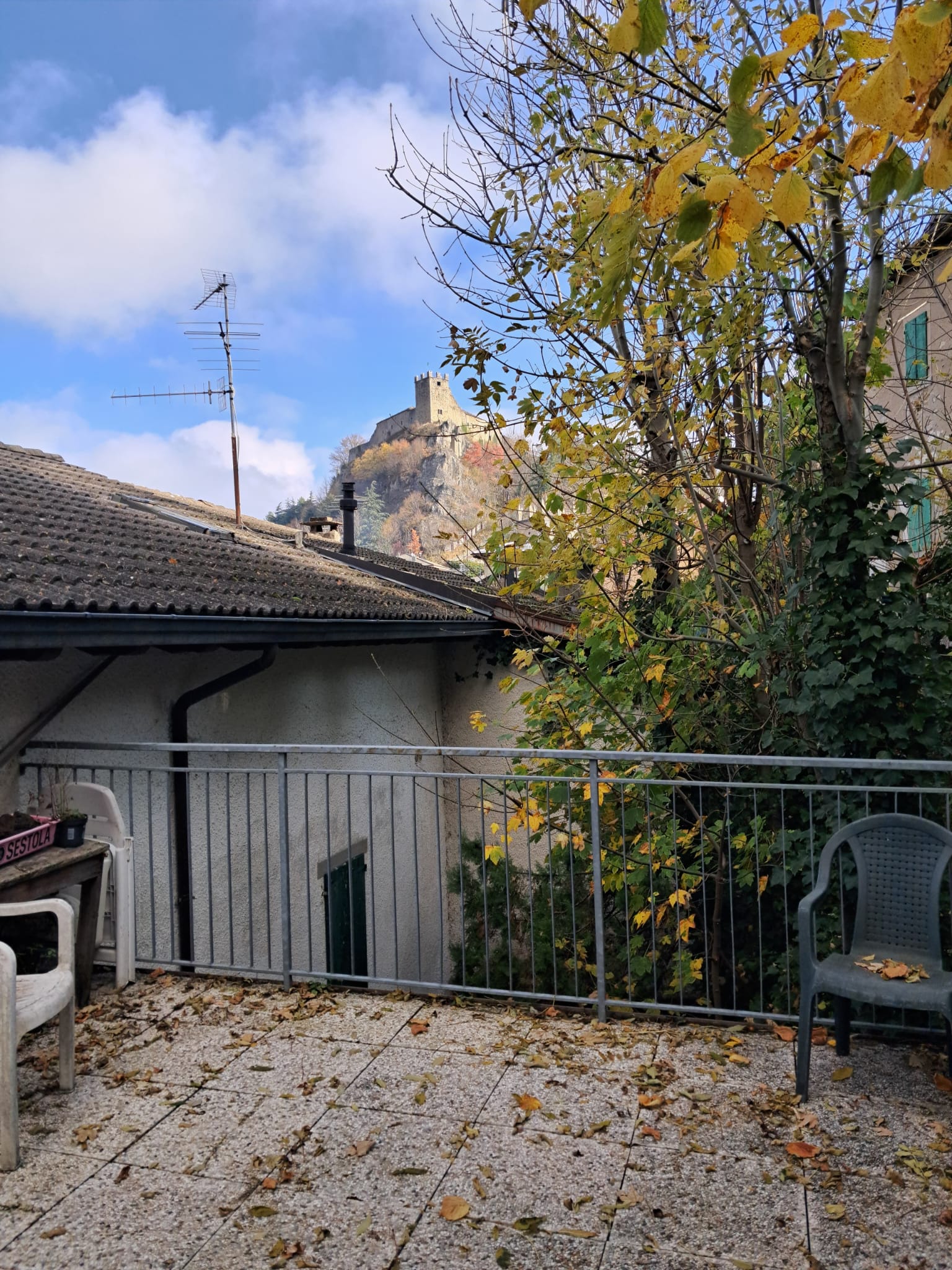 dee4a8d9-a4db-410e-b65e-93097516b153