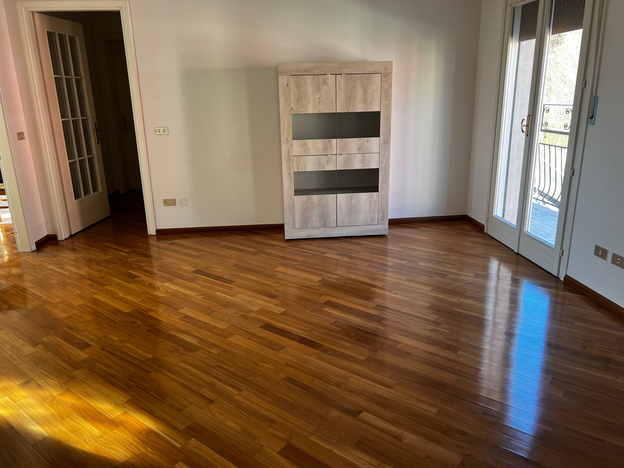 2cb5d794-b61f-466e-bcbe-fde890159993