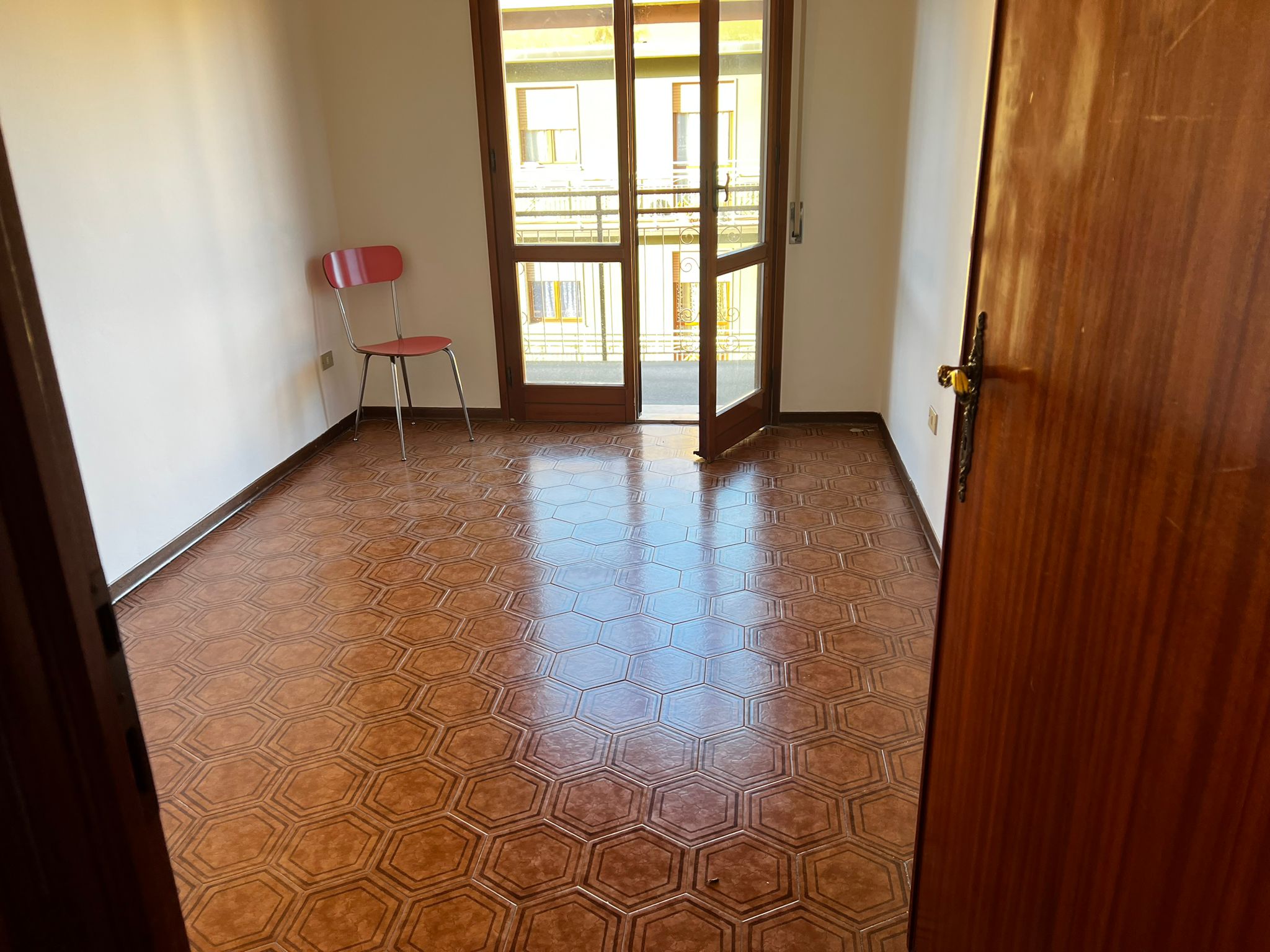 67753e86-d7d0-4e99-8008-a2c129b4cefb