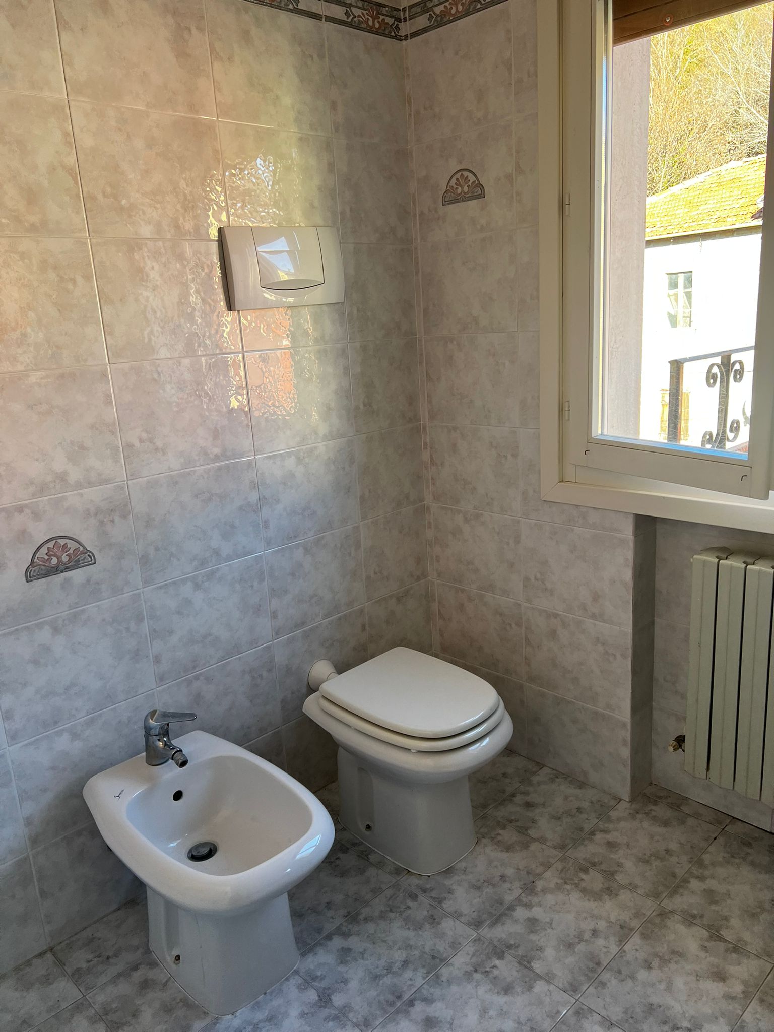 f57de213-1c87-470e-9e77-71b7d1029c63