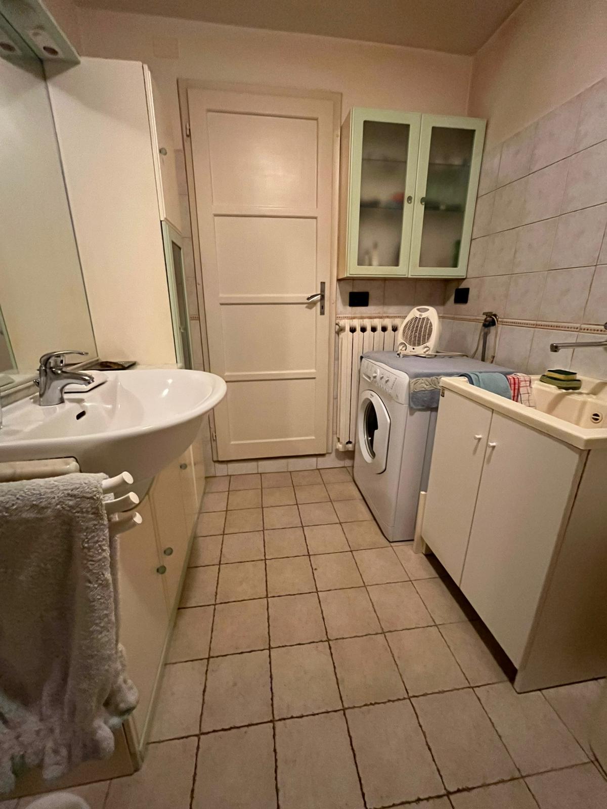 9e8d1a37-a7f8-48f0-a666-47349ddd68fc