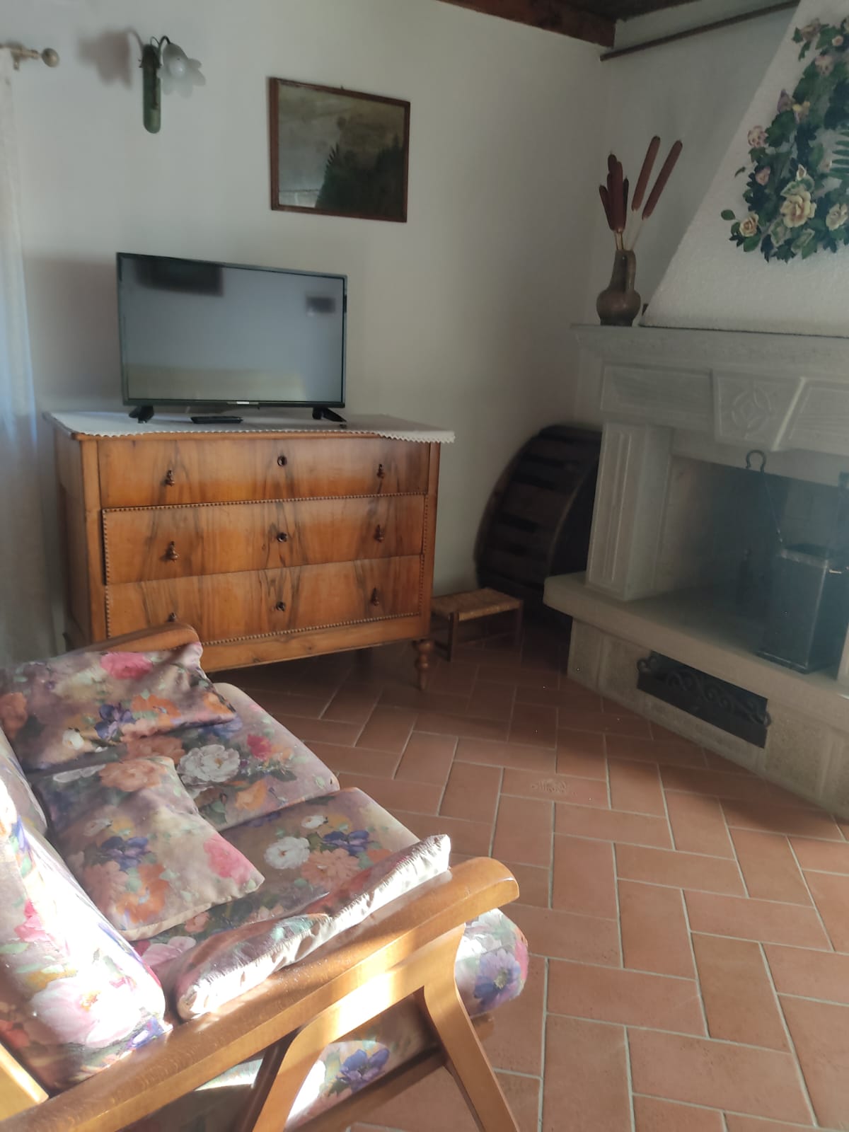 d4393378-6a1a-4e03-9e2c-15a9ab85a727