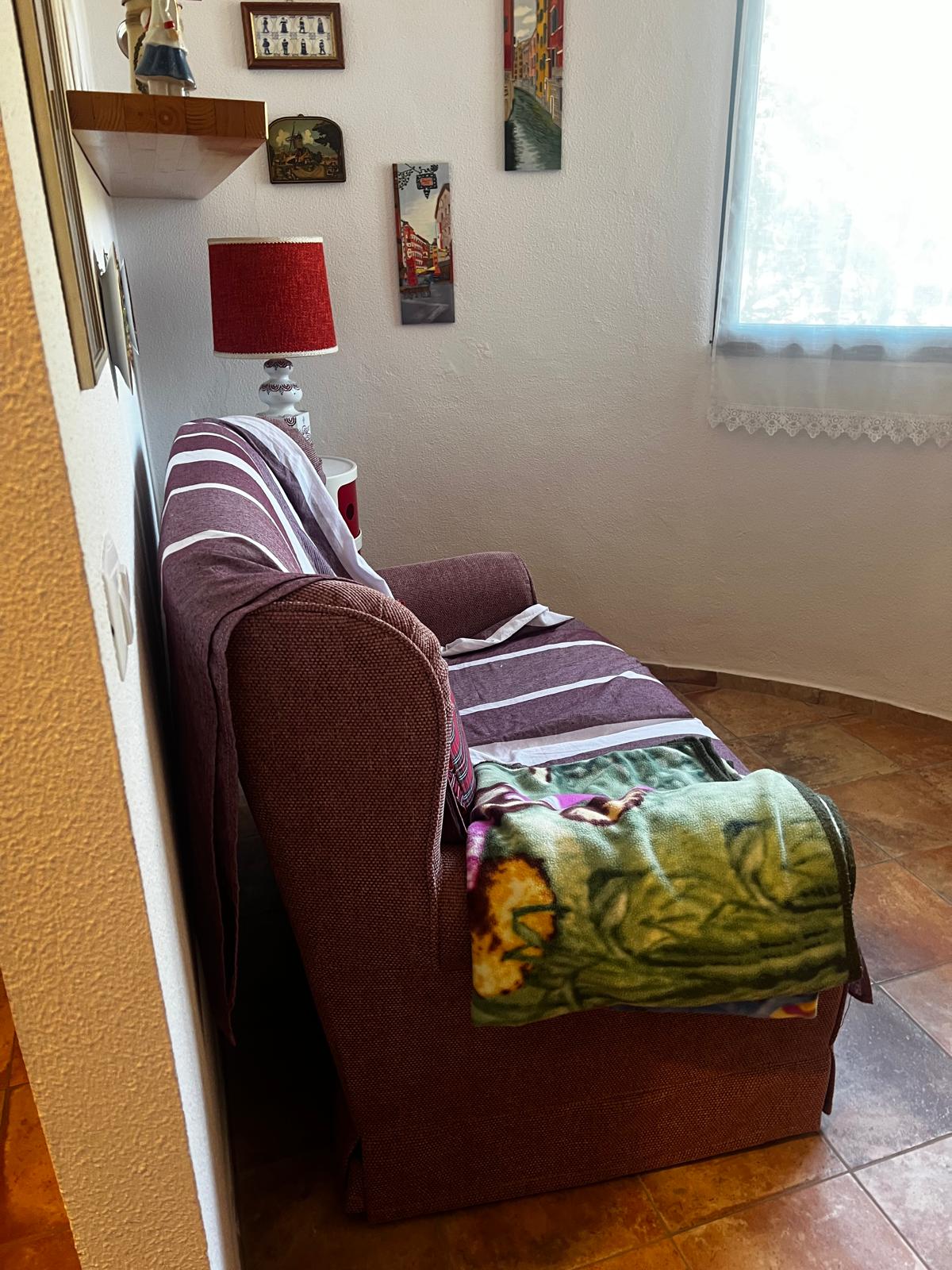 f5f2184a-4eae-490f-a92a-44e575199421