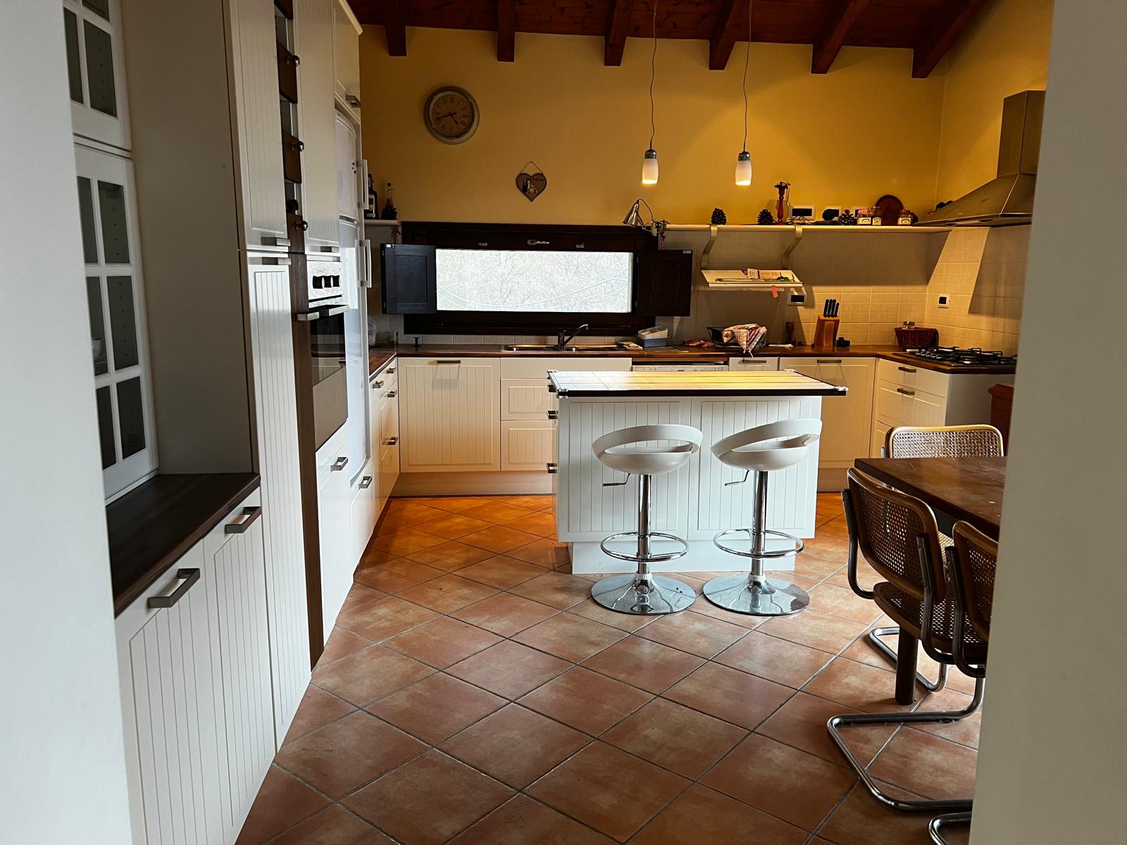 399579fa-ea6a-416b-b435-95782733b0c6