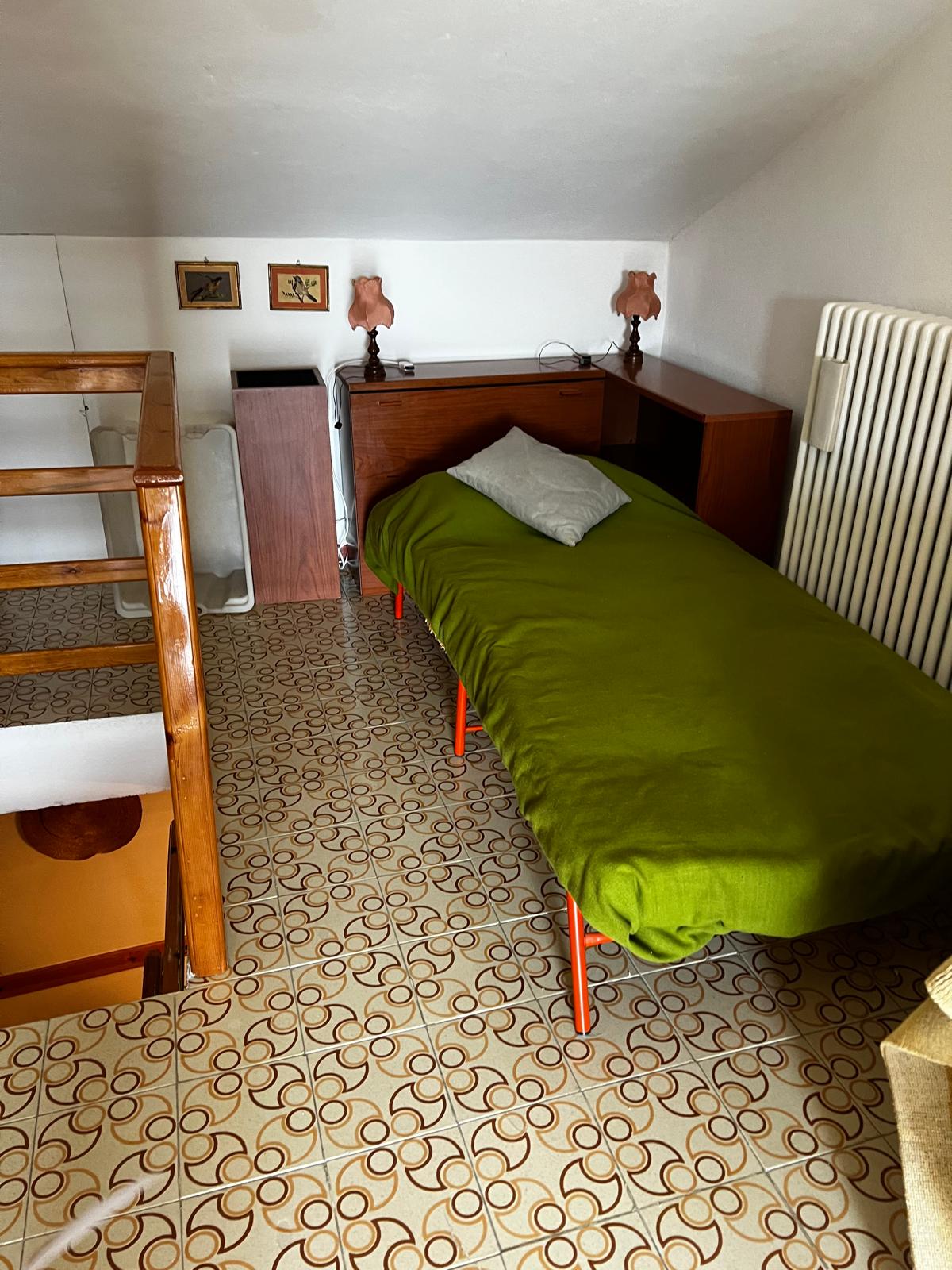 9f720094-5439-4174-9faf-2e46c7d81e51