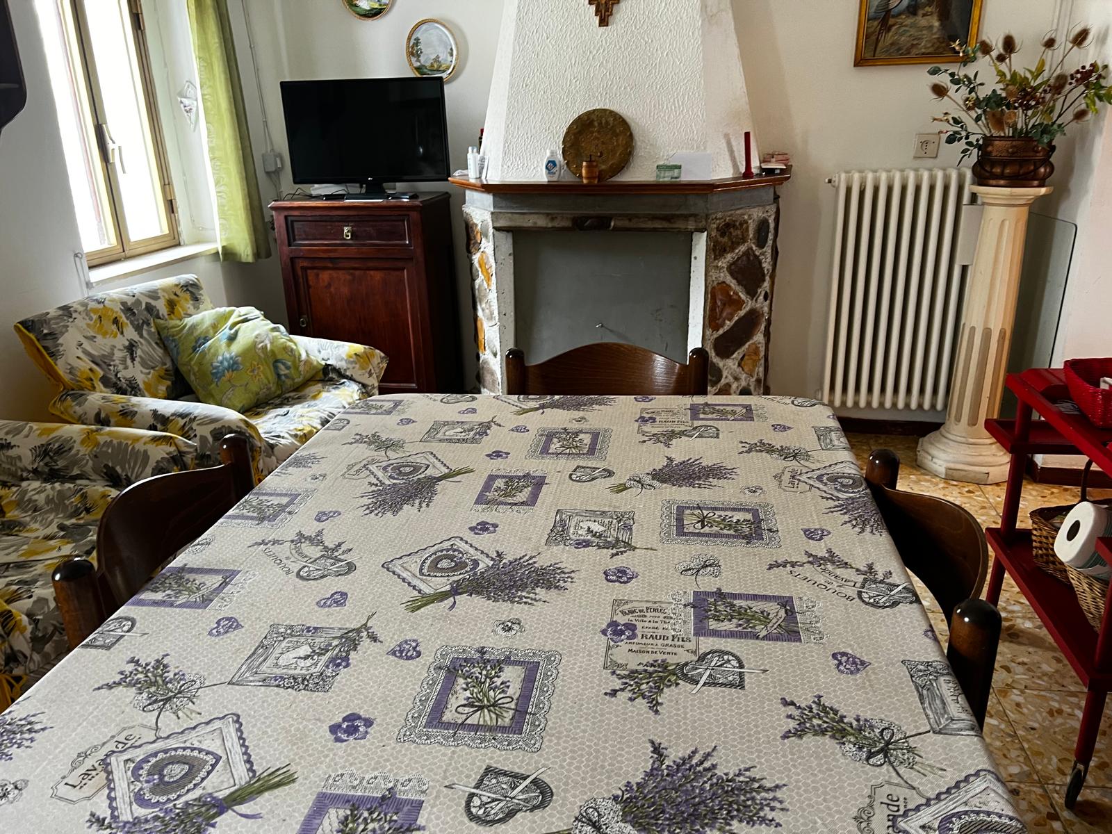 c6eabe39-329f-4dac-bde3-9776fe0be460