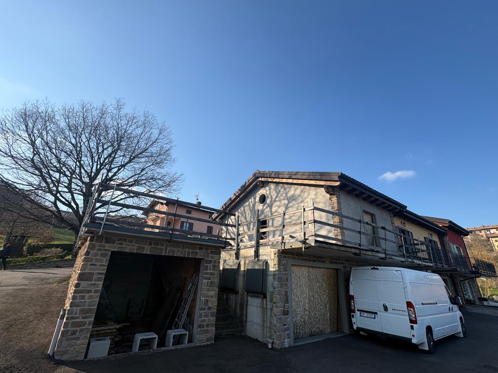 f4e28620-0e9d-442a-9a4c-bdbd734831e2